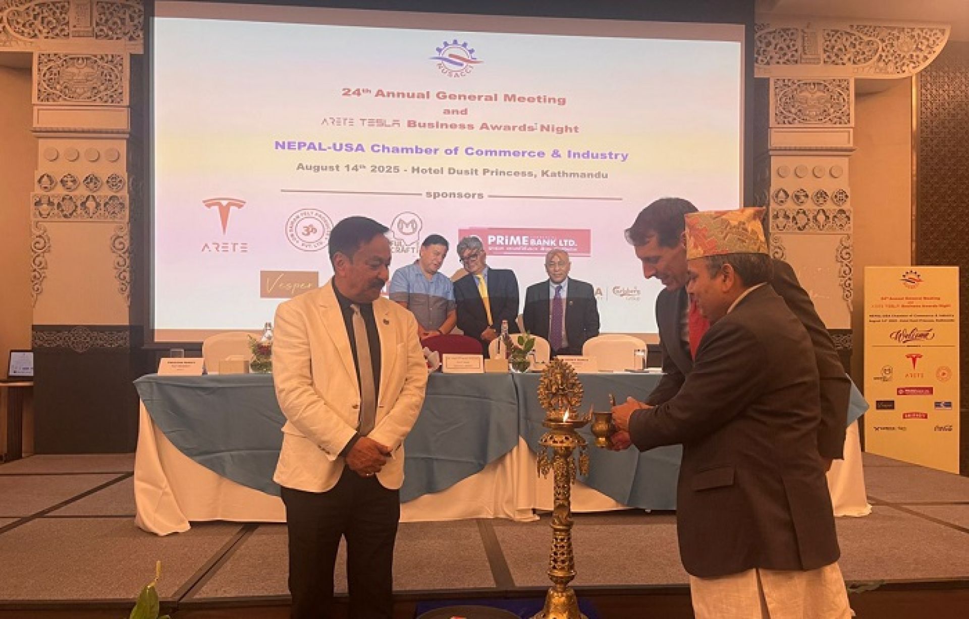 अमेरिकी बजारमा निर्यात बढाउन १० प्रतिशत शुल्कको उपयोग गर्नुपर्नेमा जोड